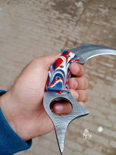 Load image into Gallery viewer, Custom Hand Forged Du Hoc Karambit Knife