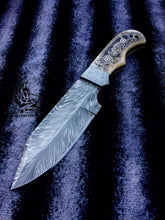Load image into Gallery viewer, Customized Handmade Hunting knife with scrimshaw handle