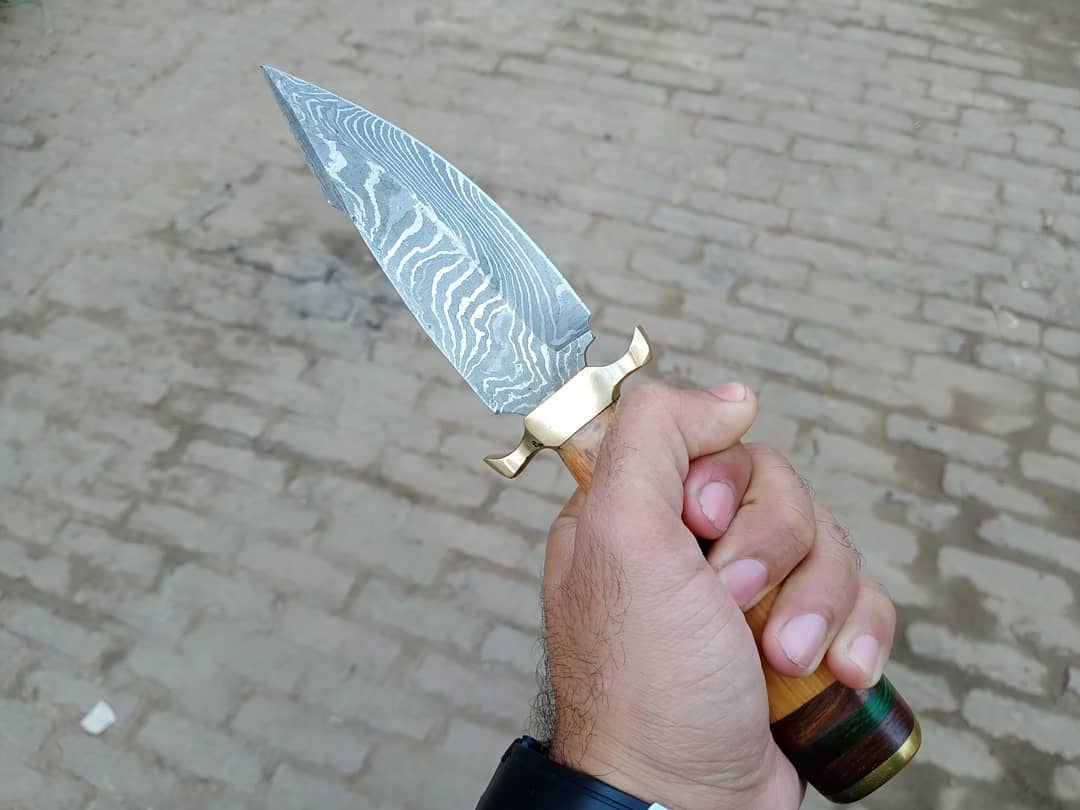 Customized Handmade Hunting Gut hook skinner knife