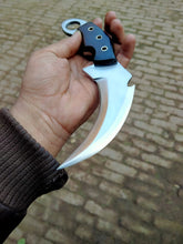 Load image into Gallery viewer, kARAMBIT  KNIFE COMBAT / FIGHTING KNIVES PAIR PATTERN WELDED BLADE